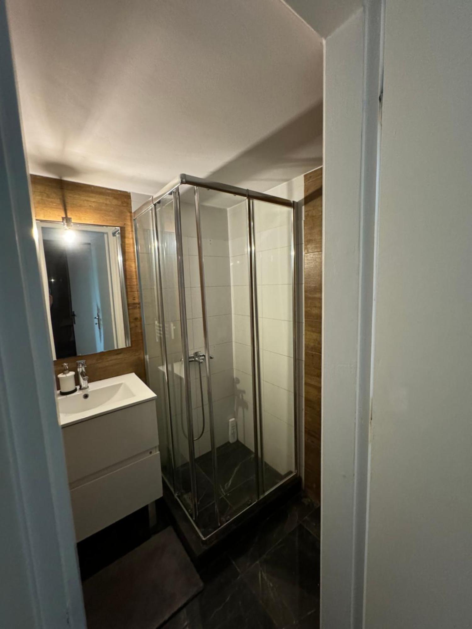 Plaka Quiet Apartment 아테네 외부 사진